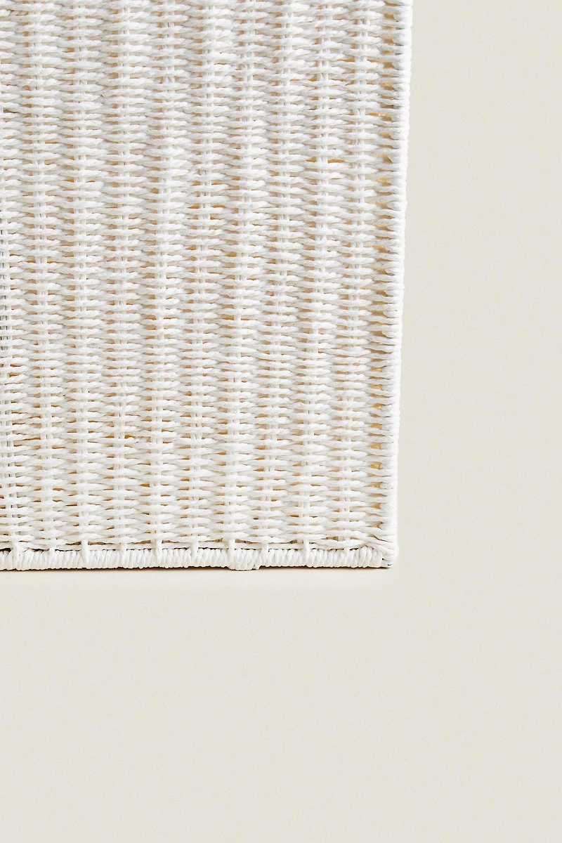 LAUNDRY BASKET WITH TWO COMPARTMENTS