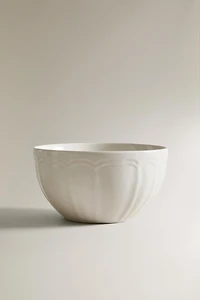 PORCELAIN BOWL WITH RAISED DESIGN