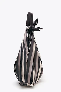 KNOTTED SATIN EFFECT MAXI BUCKET BAG
