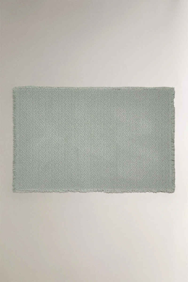WOVEN BATH MAT