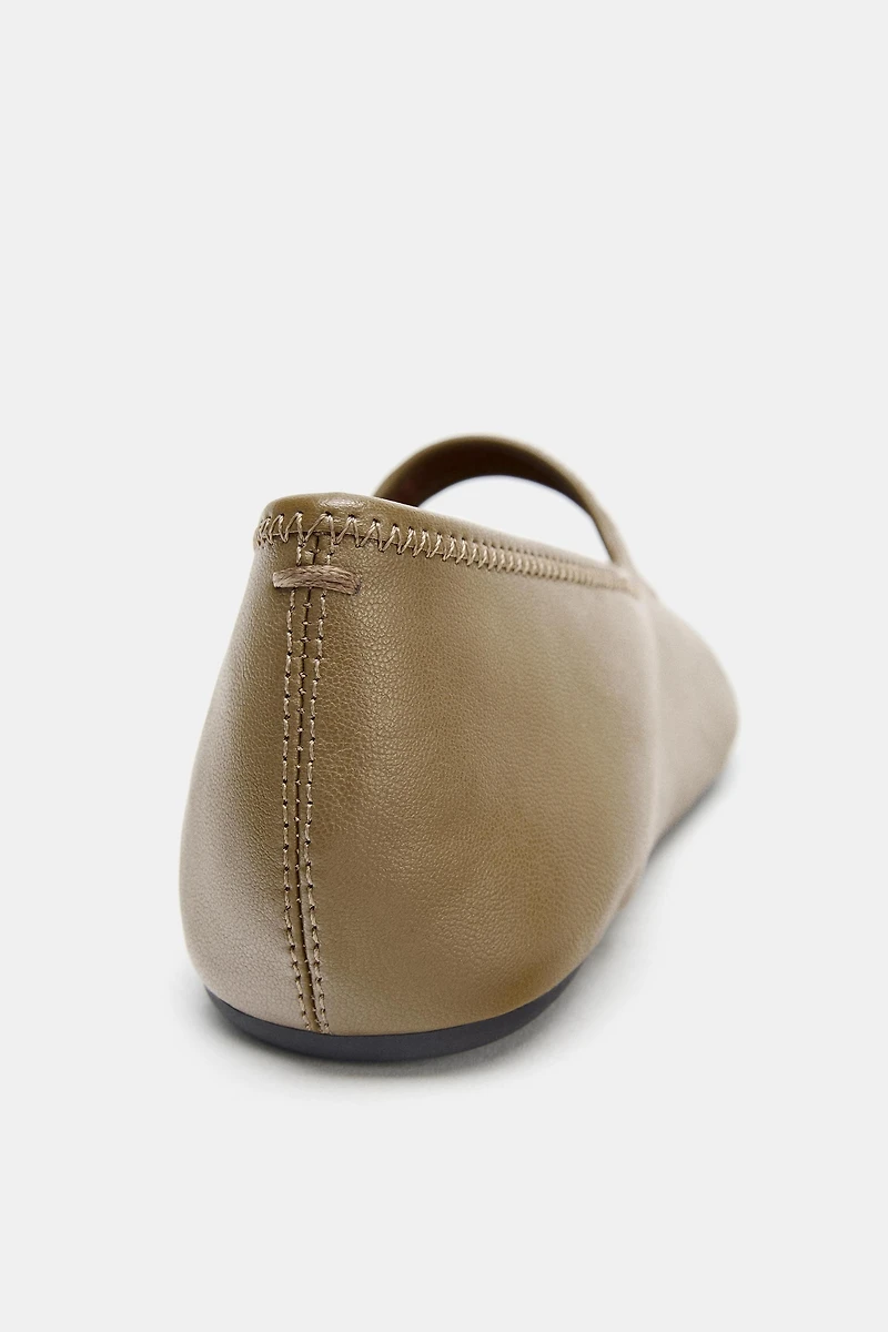 SOFT STRAP BALLET FLATS