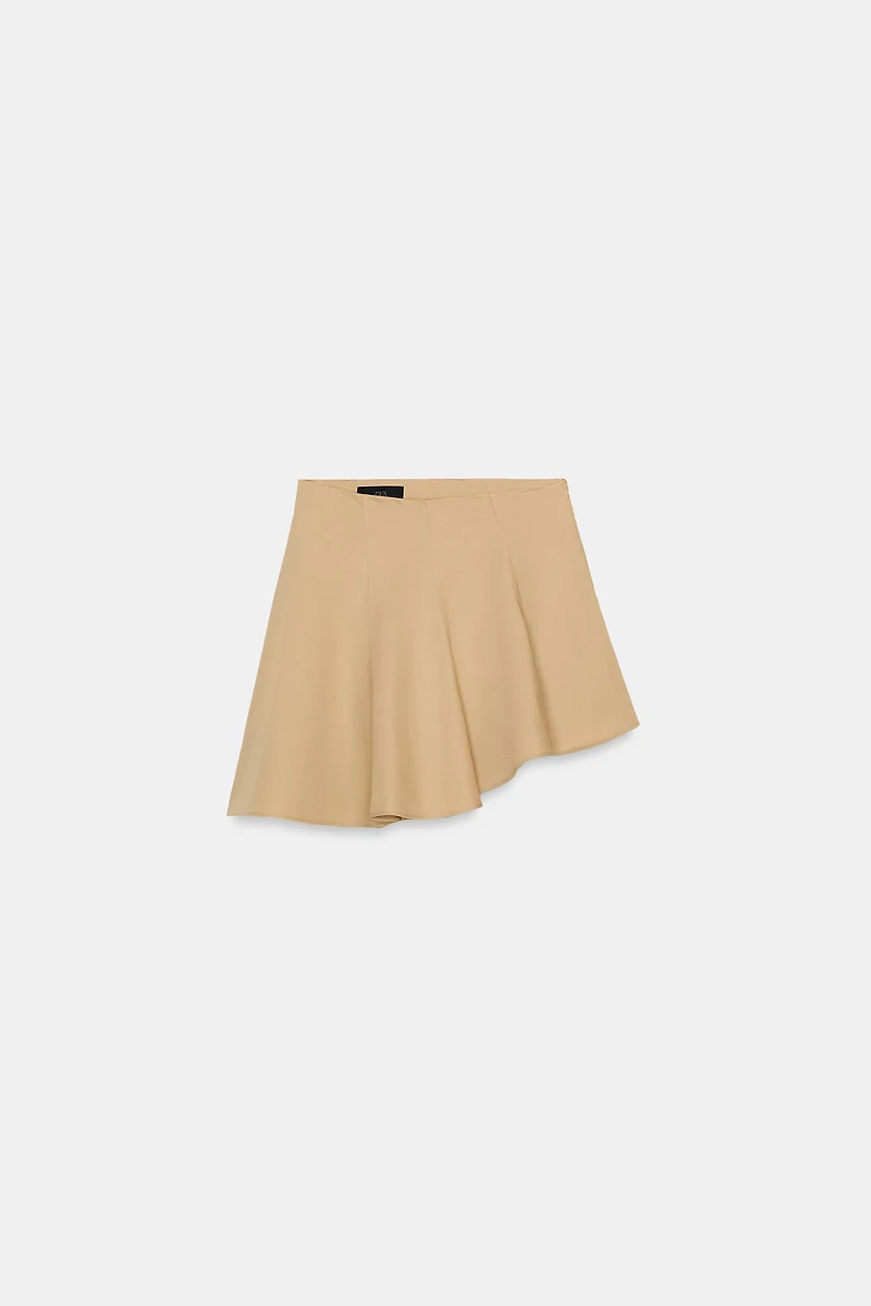 MINI JUPE ASYMÉTRIQUE