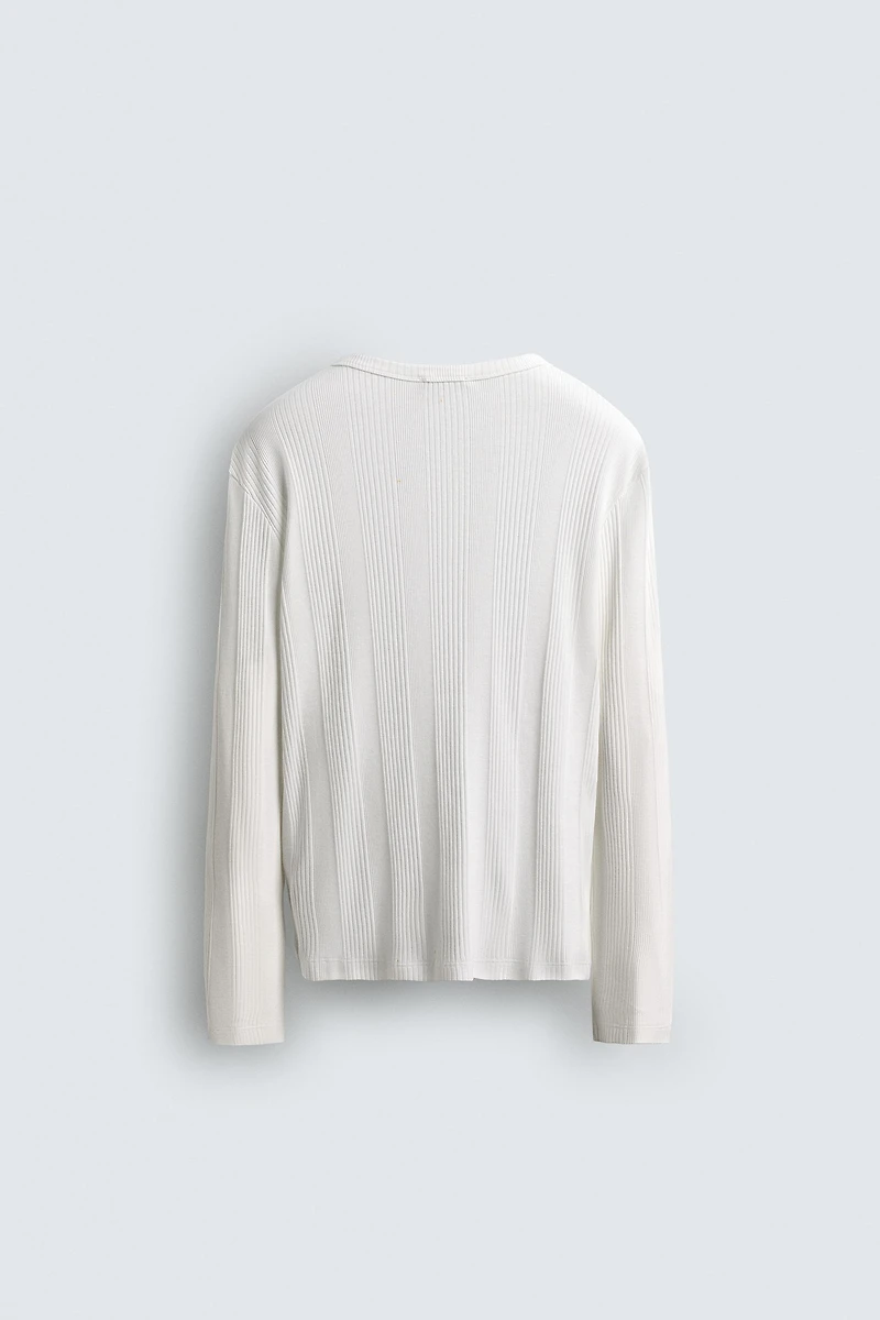 TEE-SHIRT COL TUNISIEN STRUCTURÉ