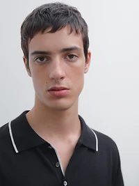 Polo en maille avec col coloré