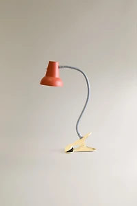 KIDS’ DESK LAMP SPOTLIGHT WITH CLIP