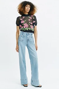 FLORAL EMBROIDERED KNIT TOP