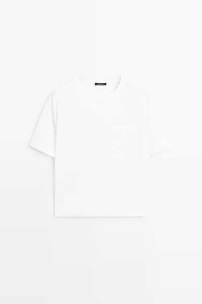 T-shirt manches courtes avec détail poche