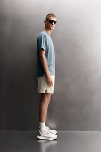 TEXTURED TECHNICAL T-SHIRT