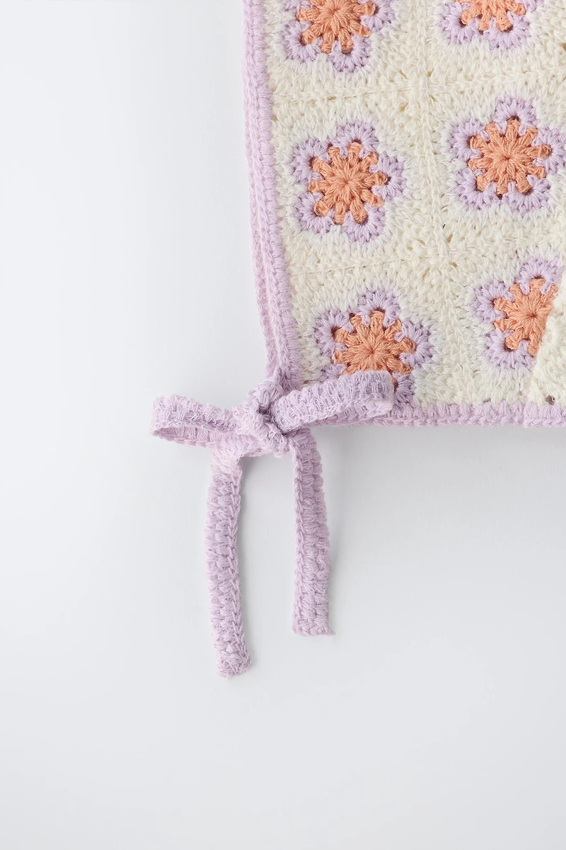 CROCHET FLOWER KNIT BONNET