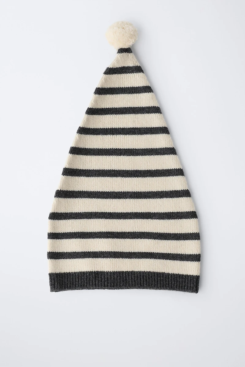 BONNET EN MAILLE RAYÉ À POMPON AVEC LAINE