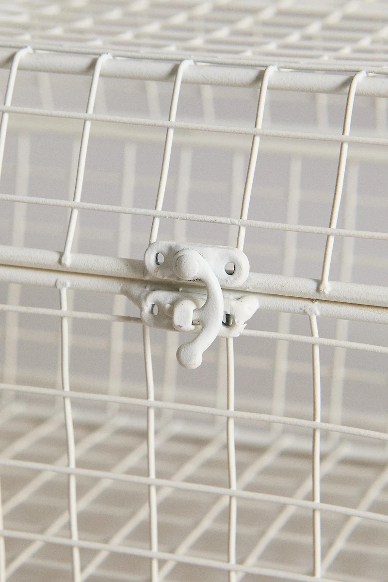 METAL STORAGE BASKET WITH HANDLES