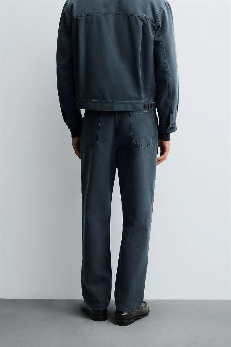 PANTALON STRAIGHT FIT DÉLAV