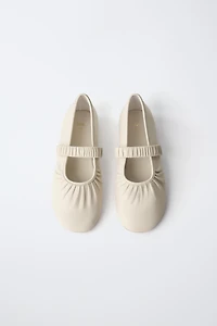 BALLERINES EN CUIR