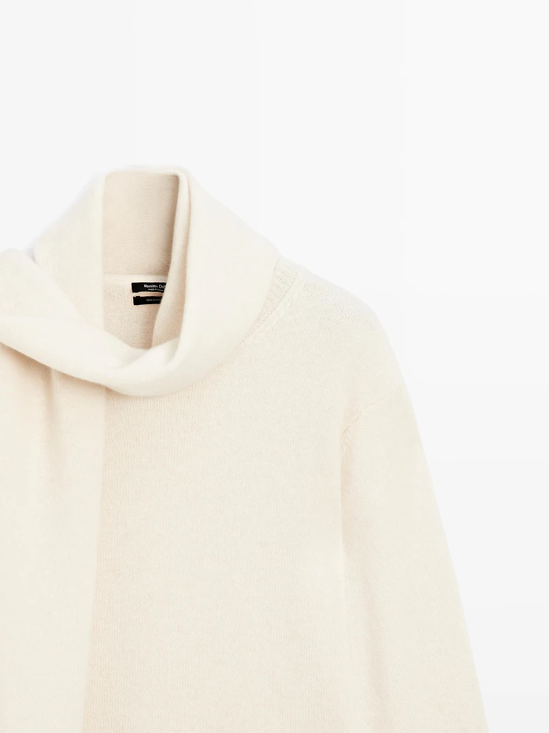 Pull col foulard 100 % cachemire