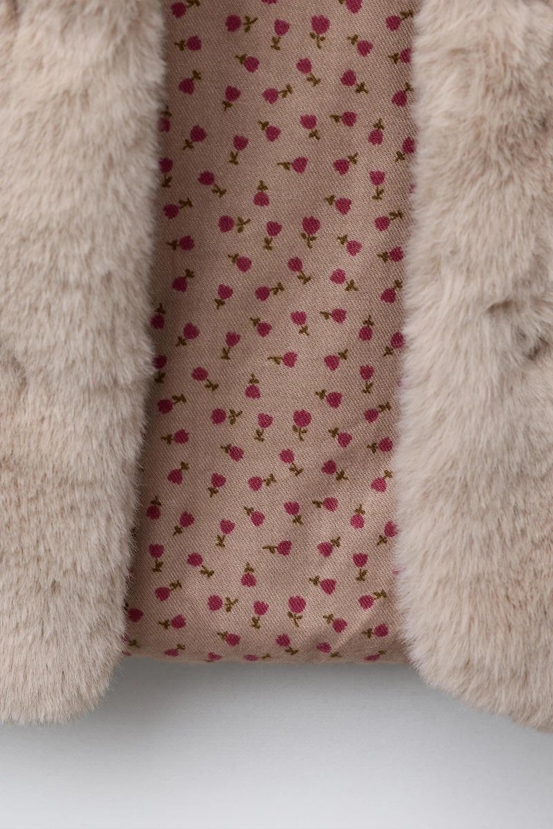 FAUX FUR VEST
