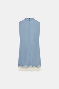 ROBE SATINÉE EN DENTELLE