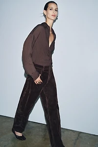 ZW COLLECTION HIGH-WAISTED FLOCKED BALLOON JEANS