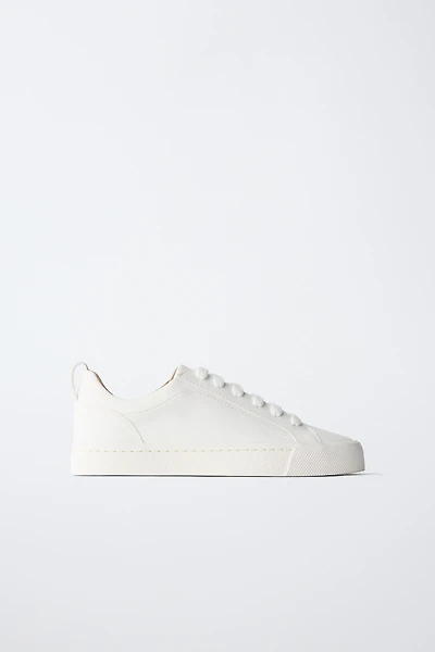 BASIC SNEAKERS