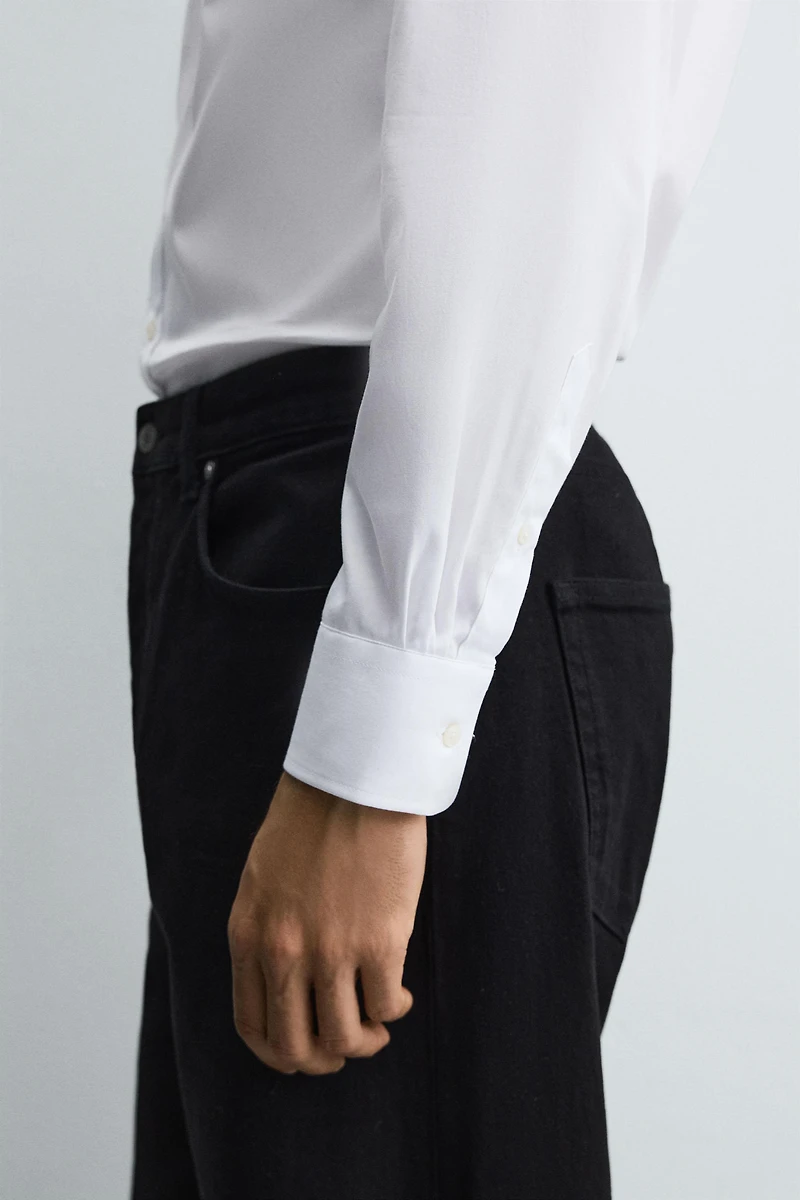 CHEMISE REGULAR FIT COL BOUTONN