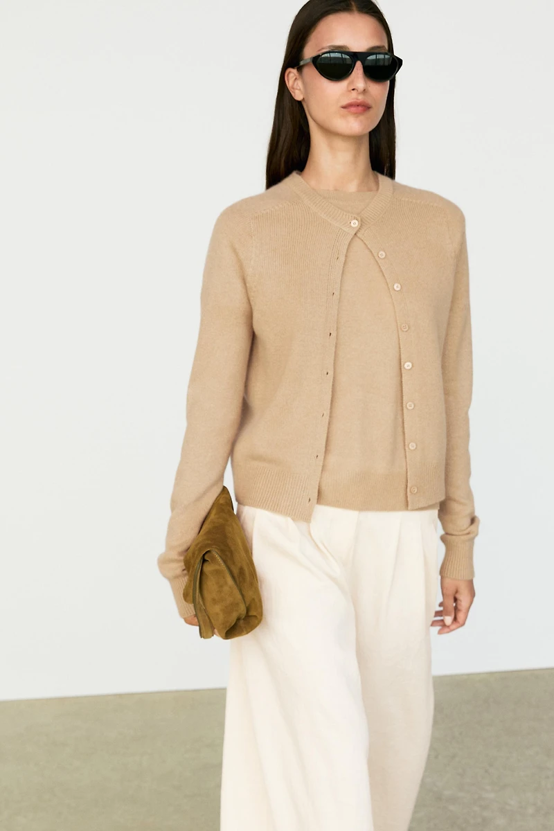 100% cashmere short sleeve knit sweater
