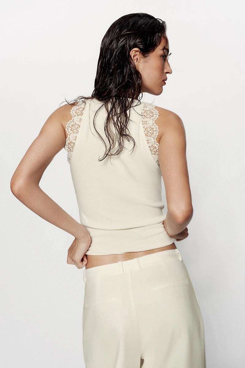 LACE RIBBED HALTER TOP