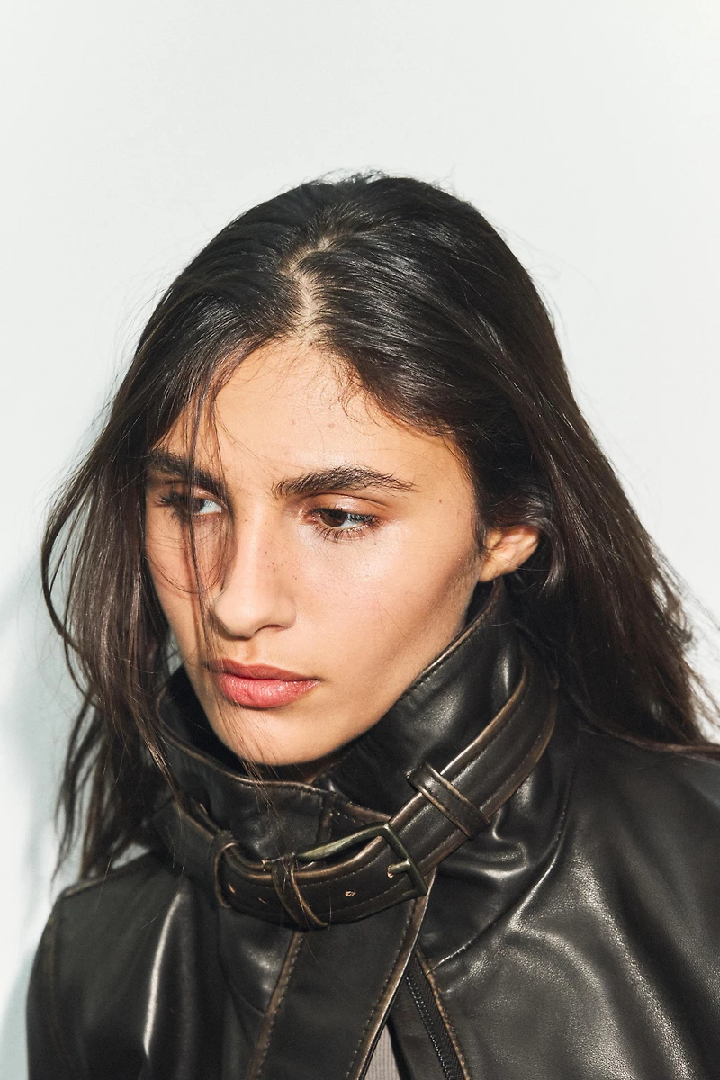 100% DISTRESSED LEATHER JACKET