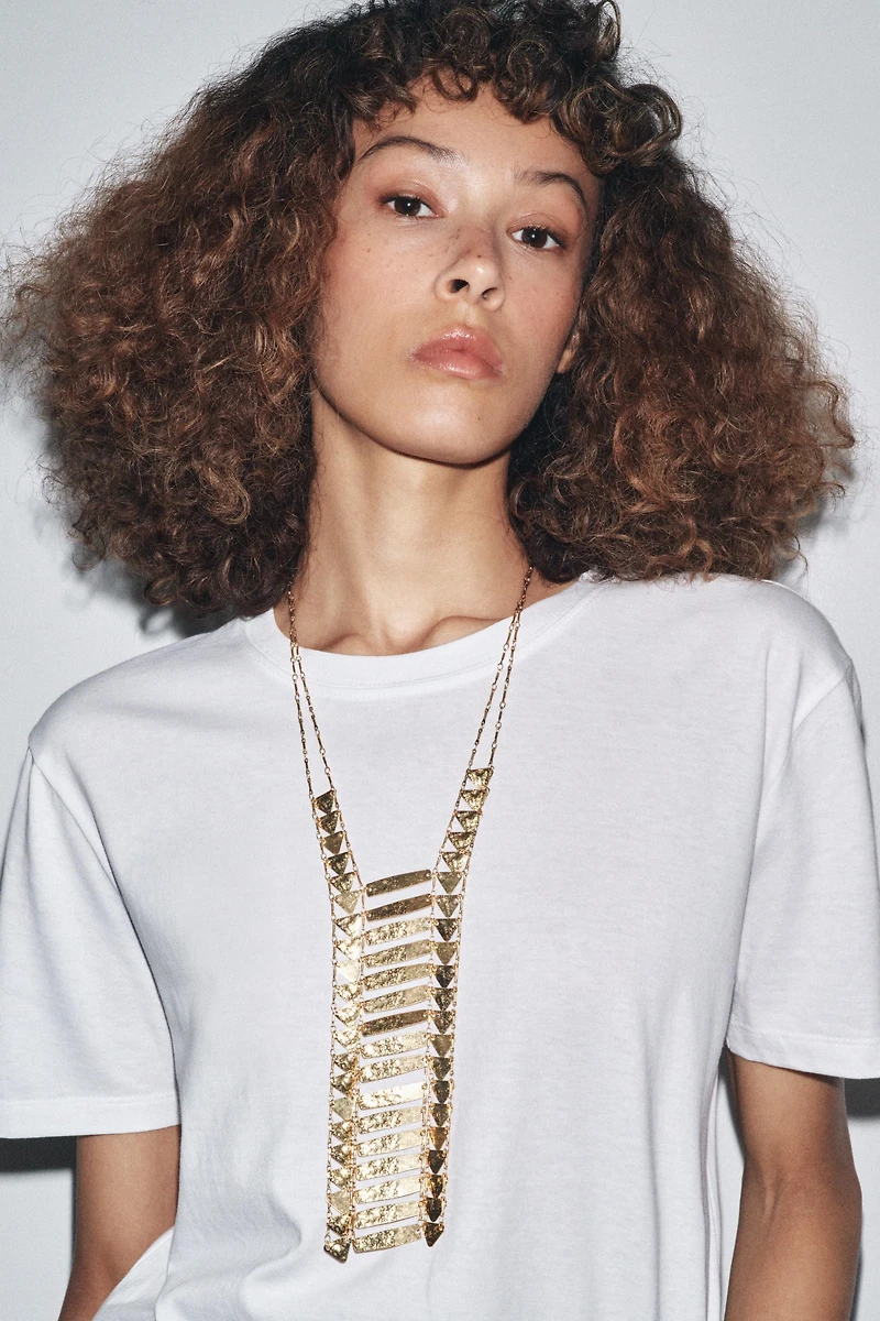 METAL PLATE NECKLACE