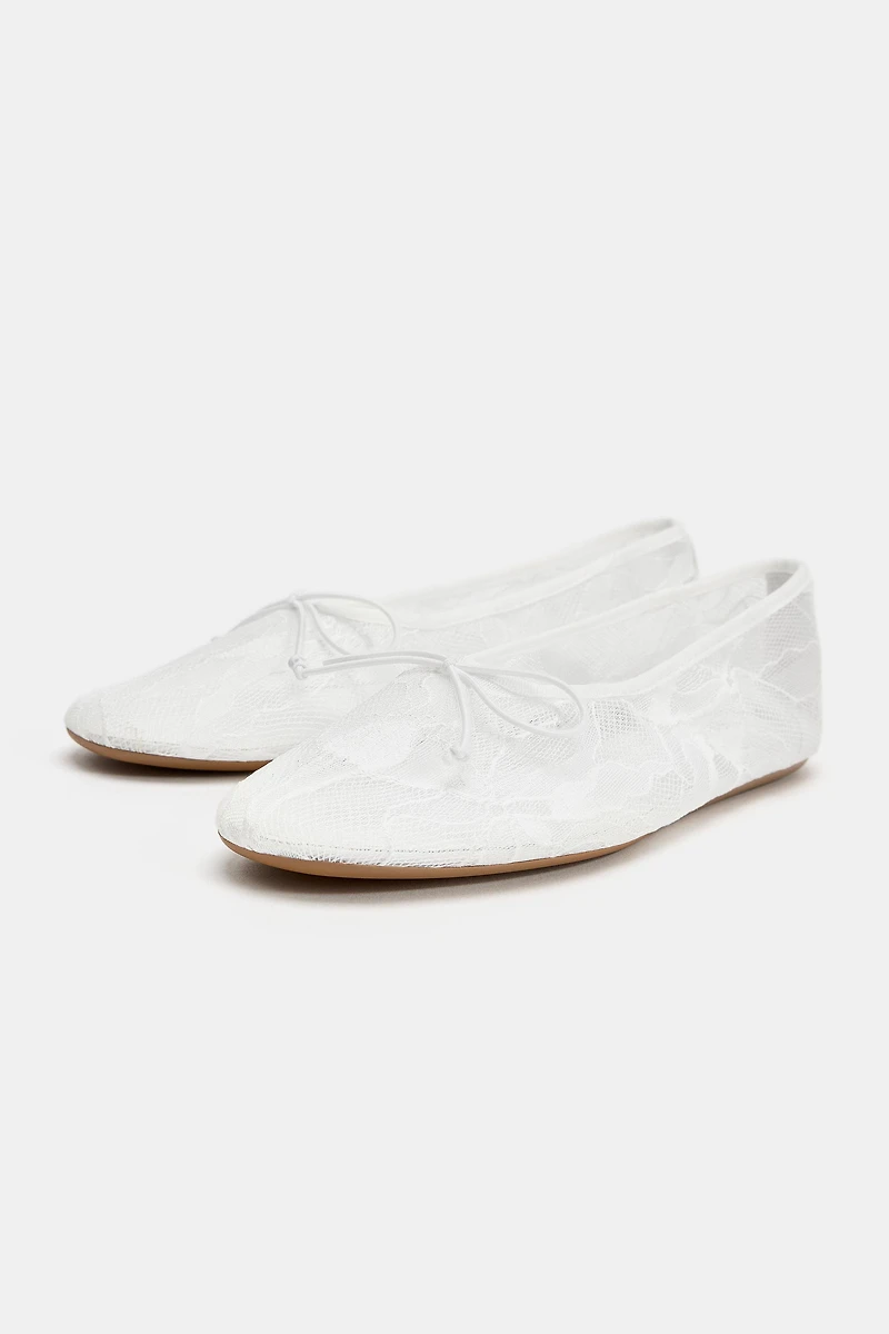 LACE BALLERINA FLATS