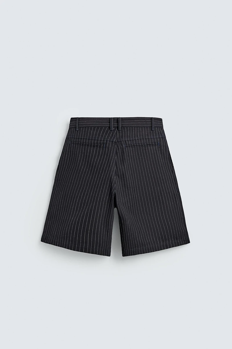 PINSTRIPED PLEATED SHORTS