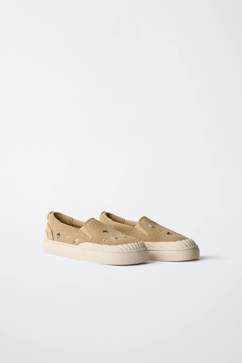 TENNIS OU BASKET FLEURS CUIR