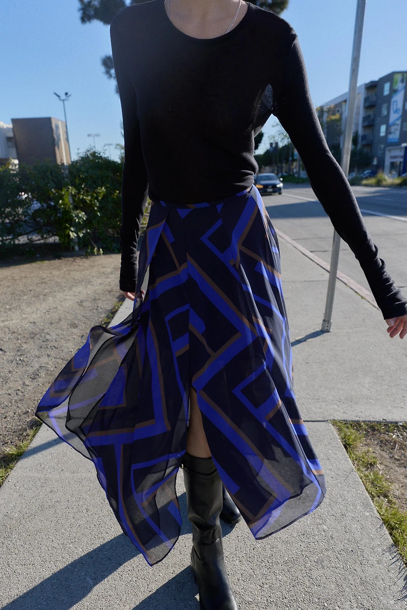 ASYMMETRIC PRINTED MIDI SKIRT
