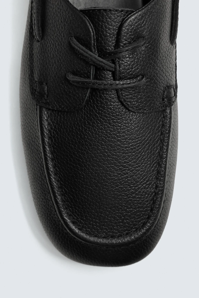LEATHER BOAT SHOES