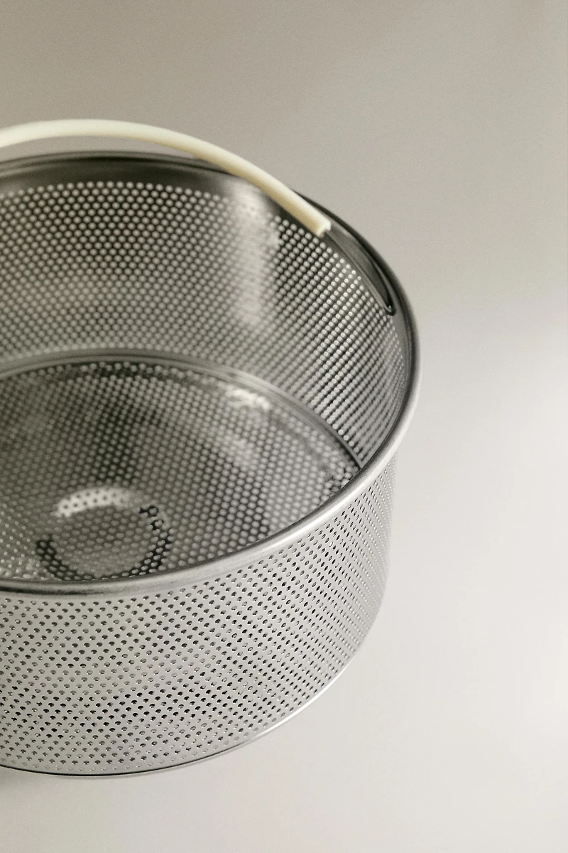STEAM BASKET WITH HANDLE
