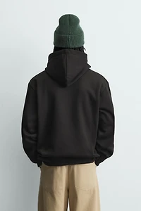 TEXTURED HOODIE SWEATSHIRT