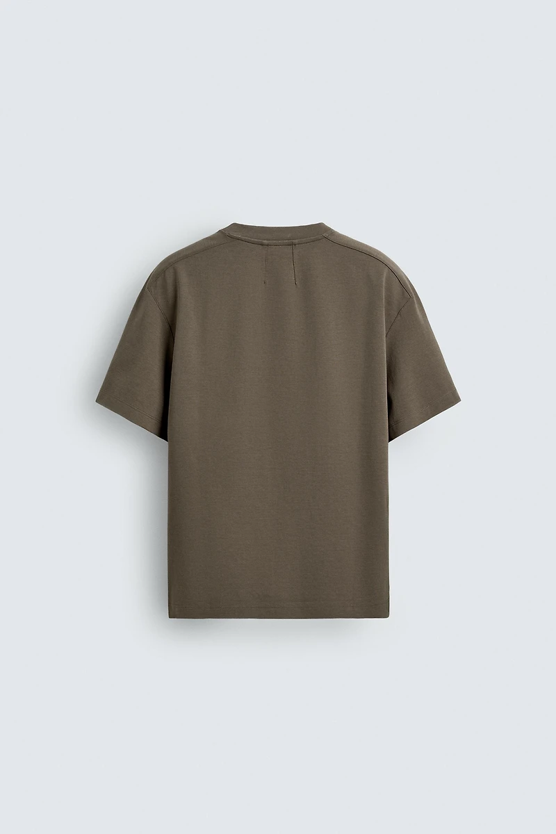 RELAXED FIT SEAMED T-SHIRT