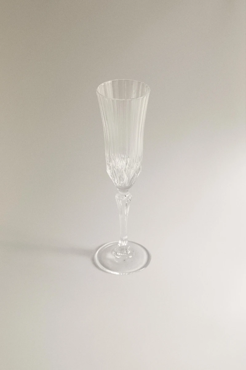 ENGRAVED CRYSTALLINE FLUTE GLASS WITH ENGRAVED GLASS EFFECT