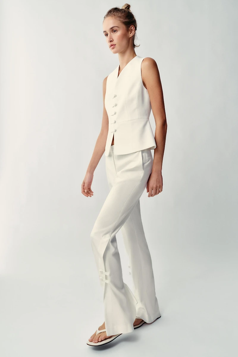 PANTS WITH SLIT HEMS