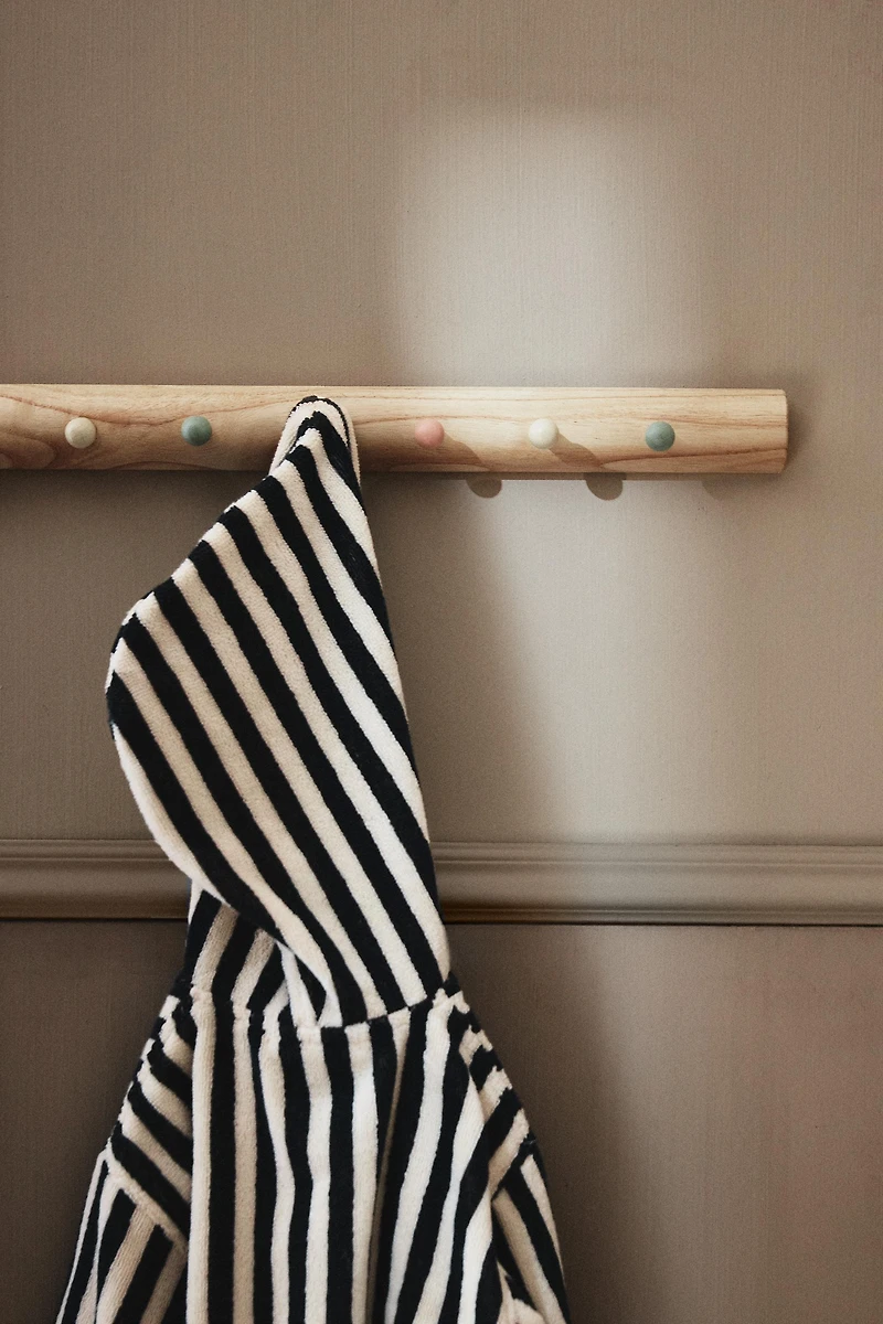 KIDS MULTICOLOR WALL COAT RACK