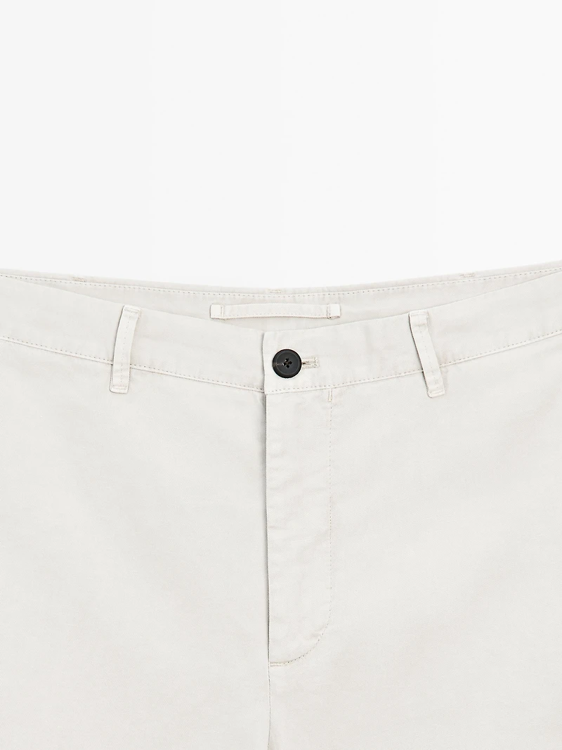 Bermuda léger lin mélangé