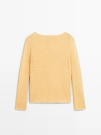 100% linen knit sweater with collar detail
