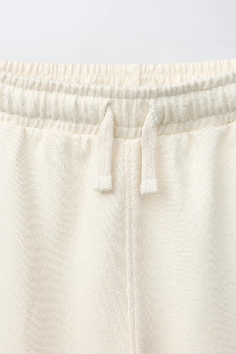 INTERLOCK T-SHIRT AND BERMUDA SHORTS SET
