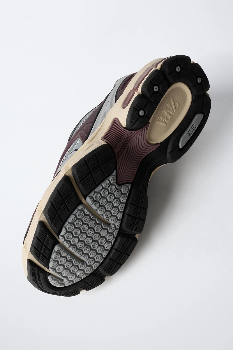MESH SNEAKERS