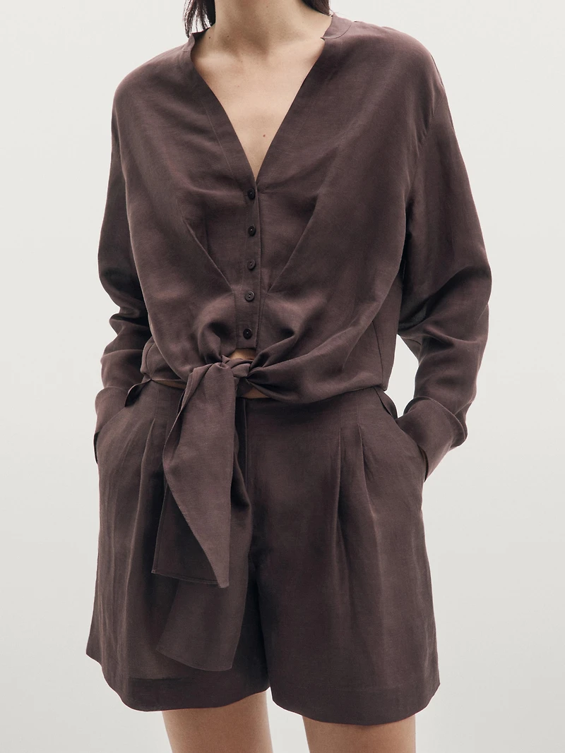 Short pleated linen blend Bermuda shorts