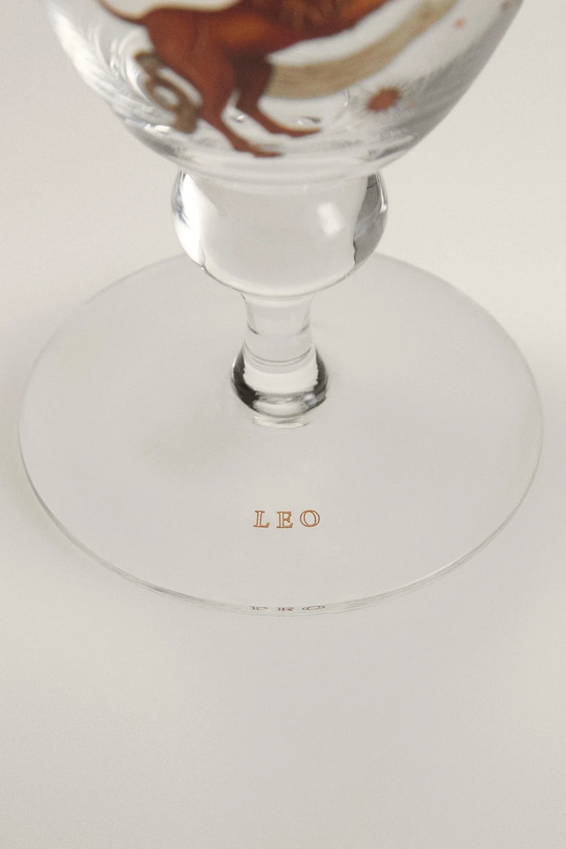 LEO ZODIAC GLASS | MARISA BERENSON