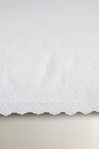 EMBROIDERED PILLOWCASE