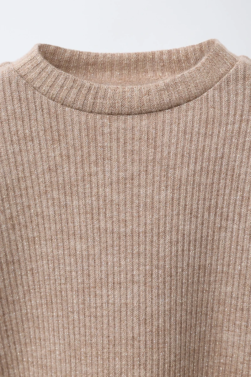 T-SHIRT CANNELÉ BRILLANT LACETS