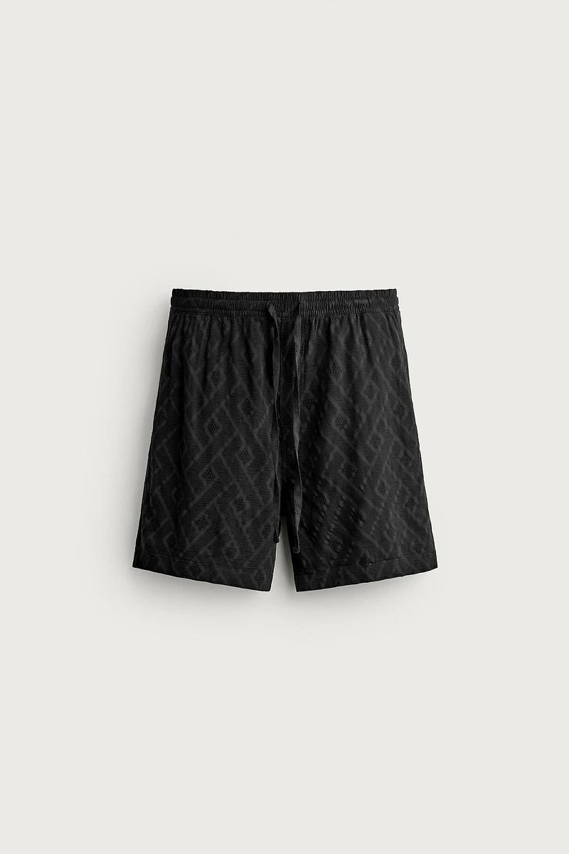 GEOMETRIC JACQUARD SHORTS