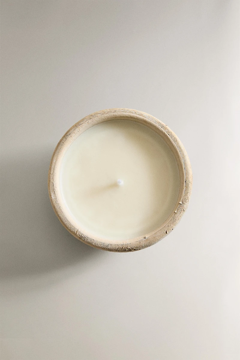 (100 G) GOLDEN CUIR SCENTED CANDLE