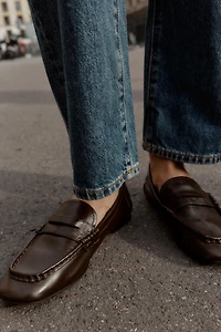 SOFT LEATHER LOAFERS