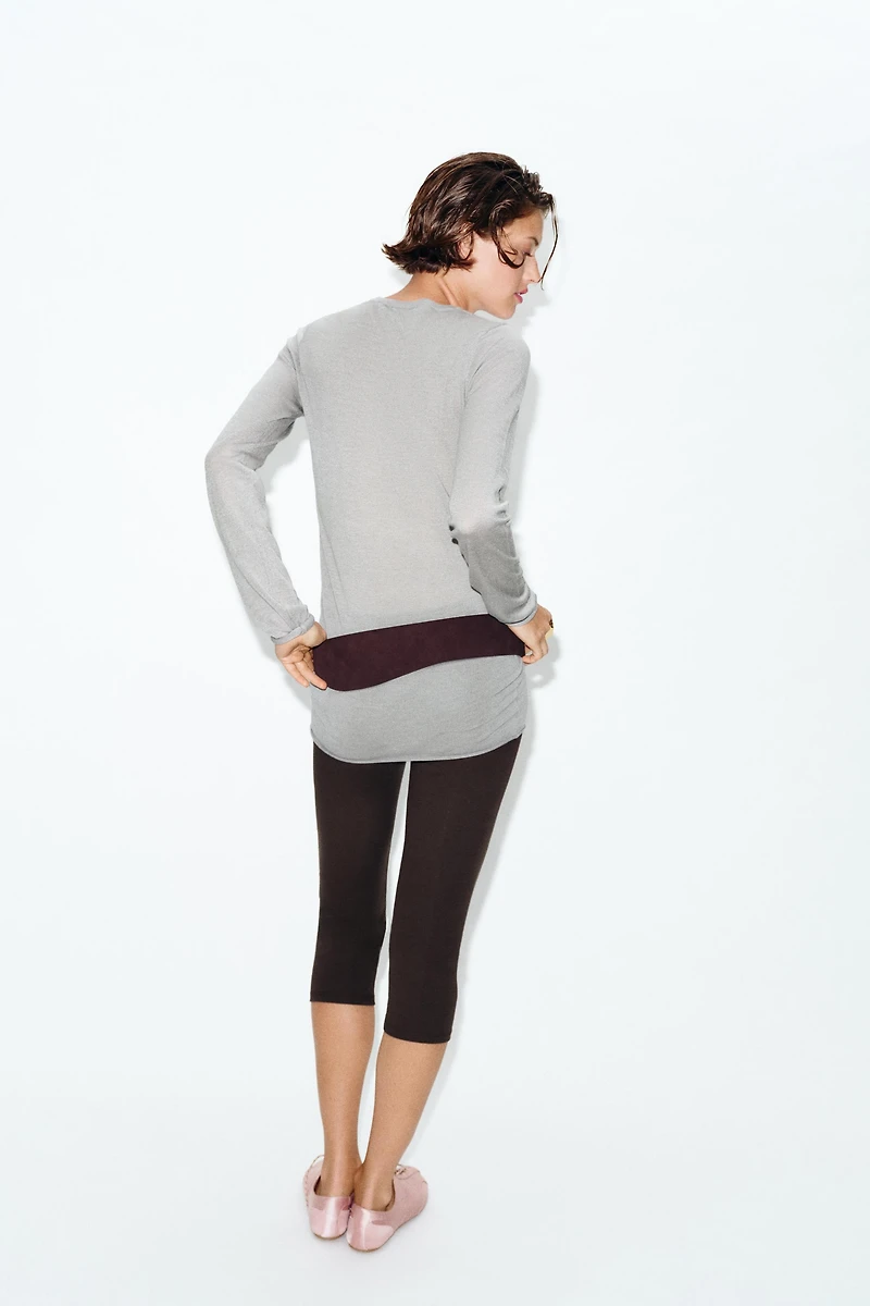 PULL EN MAILLE FINE AVEC LAINE